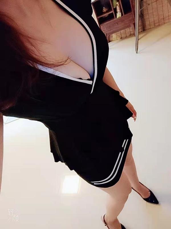 公益西桥 温柔的妹子